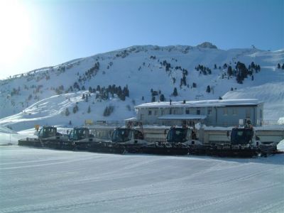 (Warth/Arlberg) Helmut Urbansky
